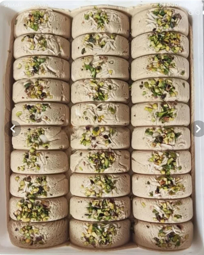 حلوا شکری رولتی ممتاز پسته ای